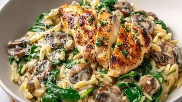 One Pan Creamy Spinach Mushroom Orzo with Chicken