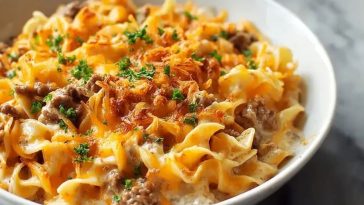 Cheesy Beef and Noodle Casserole