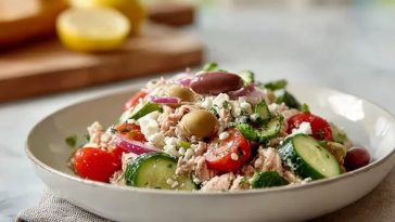 Simple Mediterranean Tuna Salad