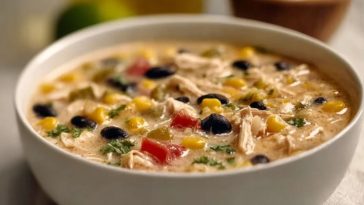Thick White Chicken Chili With Black Beans
