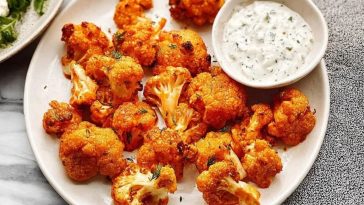 Buffalo Cauliflower Bites