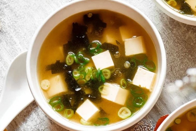 Easy & Authentic Miso Soup