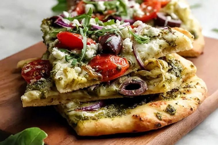 Pesto Mediterranean Flatbread Pizza