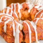 Cinnamon Roll Monkey Bread