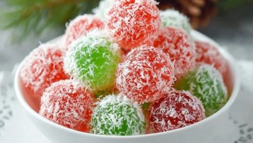 Christmas Jello Balls