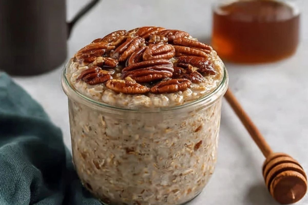 Best Maple Cinnamon Pecan Overnight Oats
