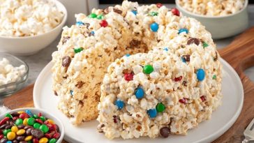 Popcorn Cake