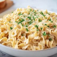 Creamy Cafeteria Noodles