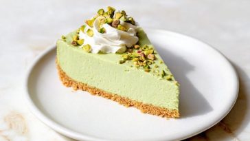 No-Bake Pistachio Cheesecake